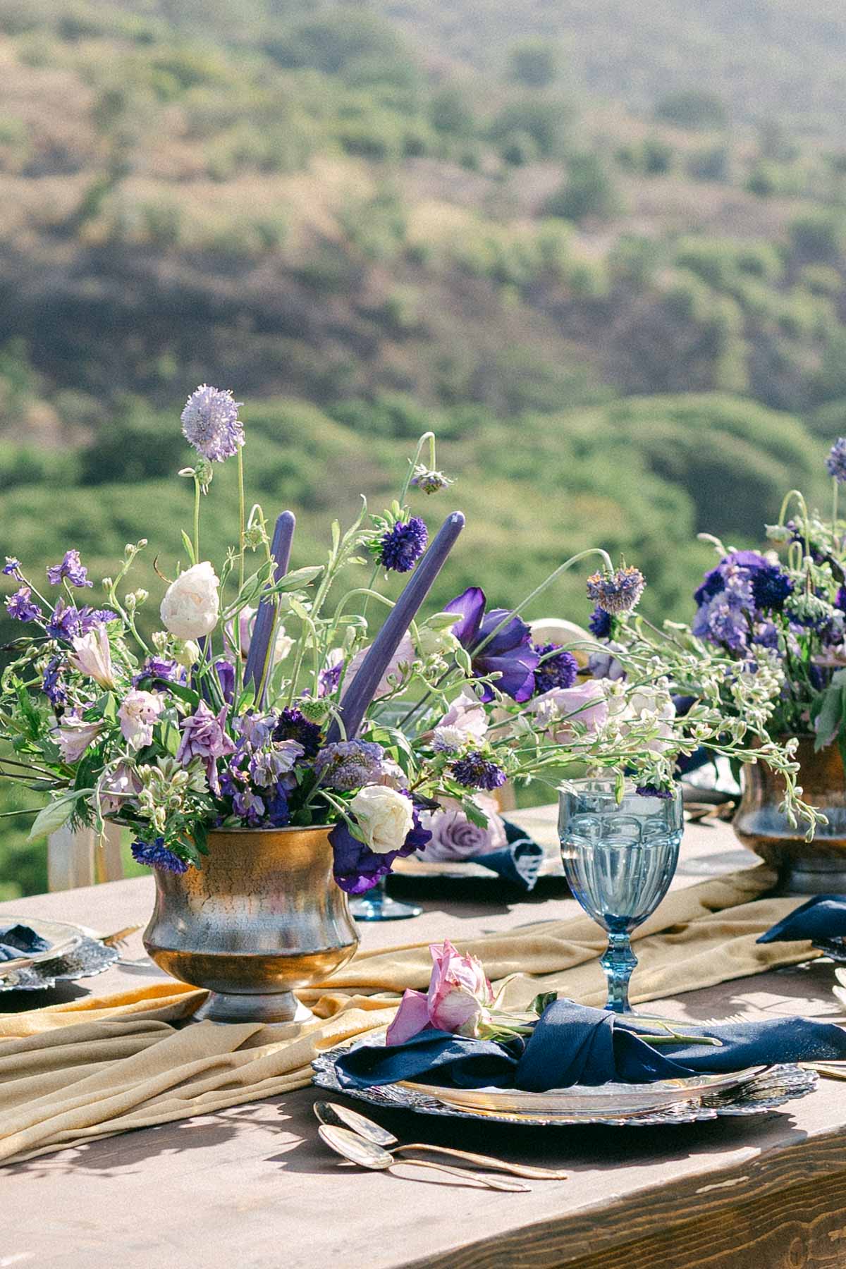 Luxurious reception table details at Ka'ala Vista Weddings.One of the best Wedding Venue in Oahu