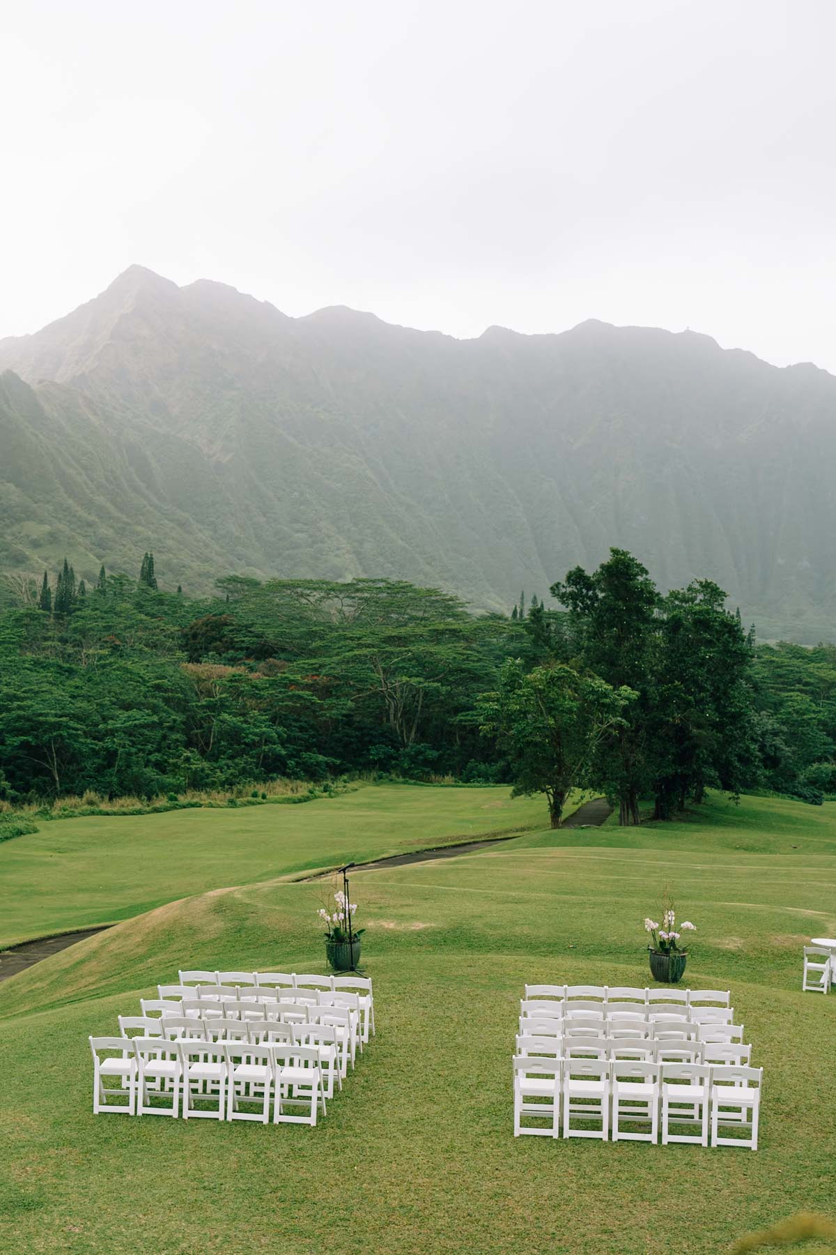 Best Oahu Wedding Venues for a Large Guest Count