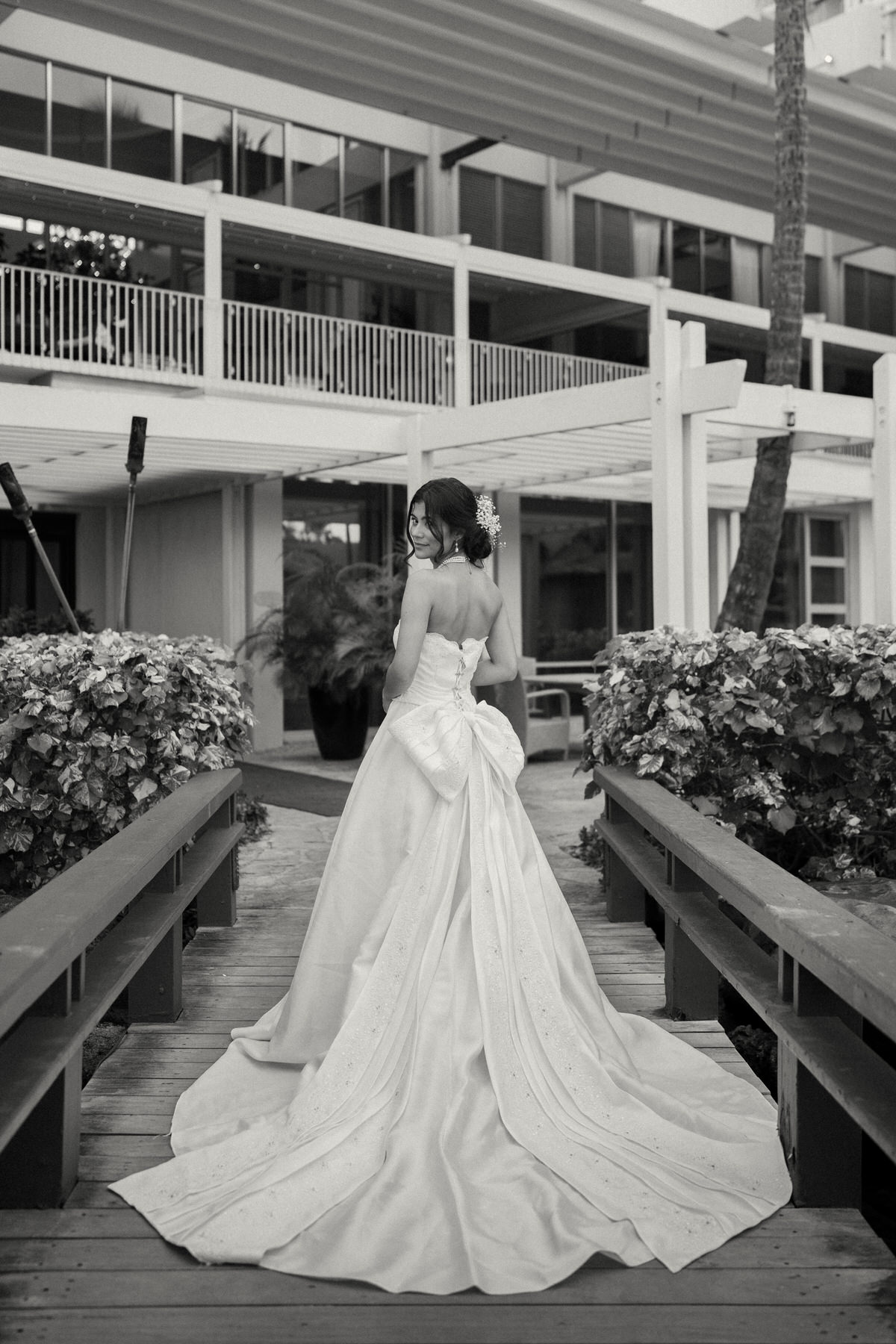 A cascading princess gown at a bridal editorial at Oahu's best wedding venue.