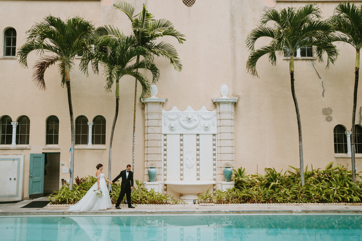  Cafe Julia Best Oceanfront Oahu Wedding Venues.