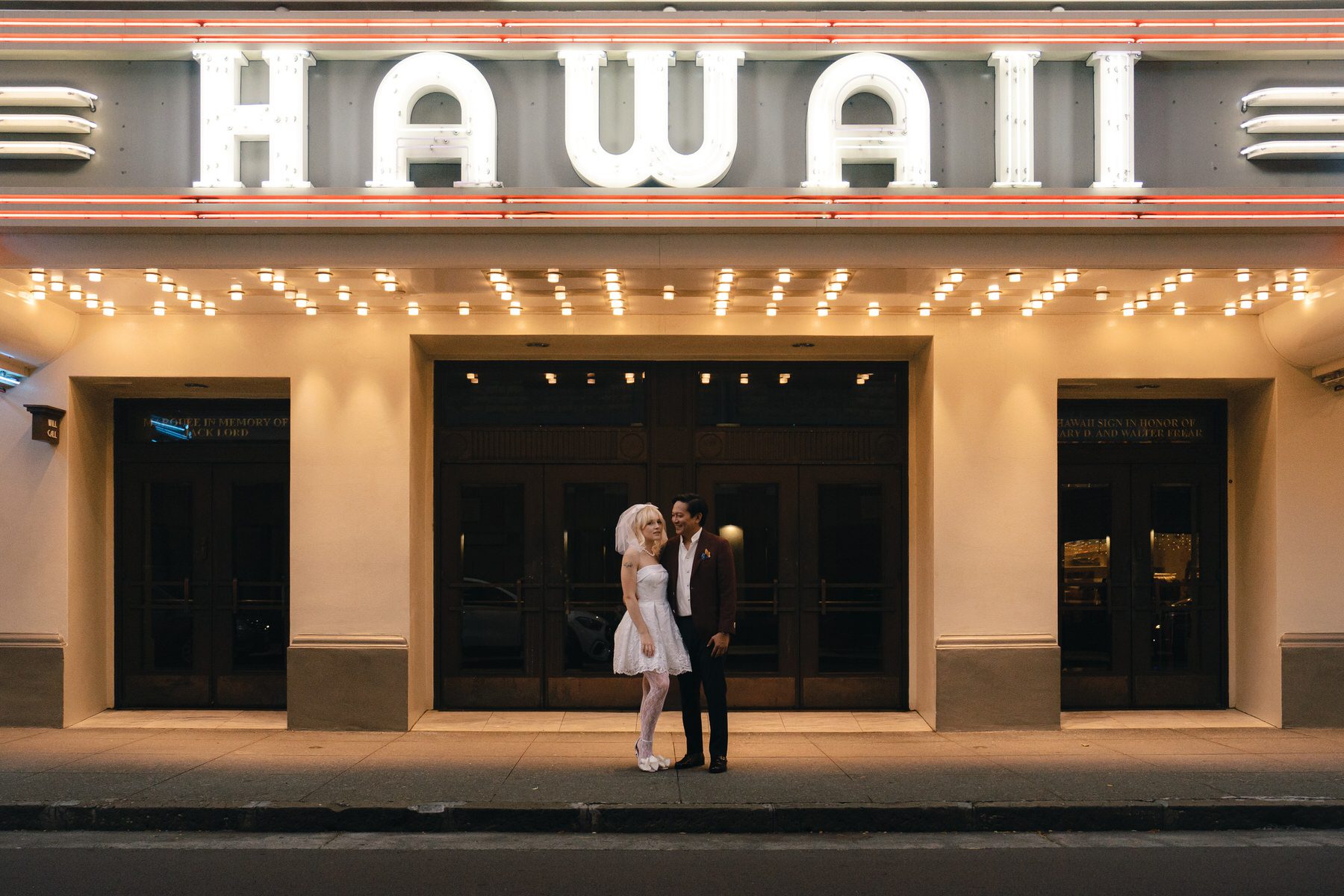 Romantic anniversary photoshoot on Oahu beach