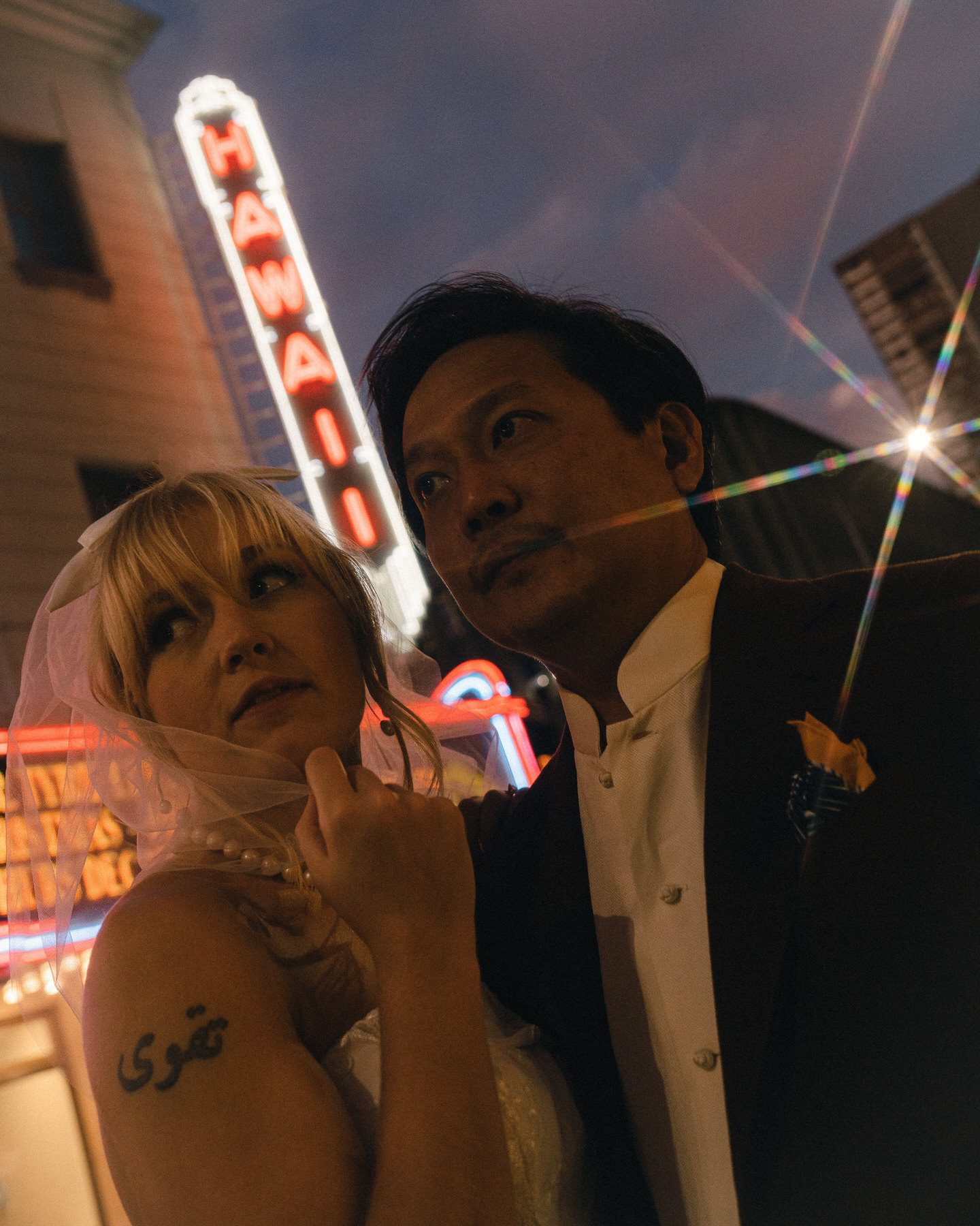 Oceanfront anniversary photoshoot in Oahu, Hawaii