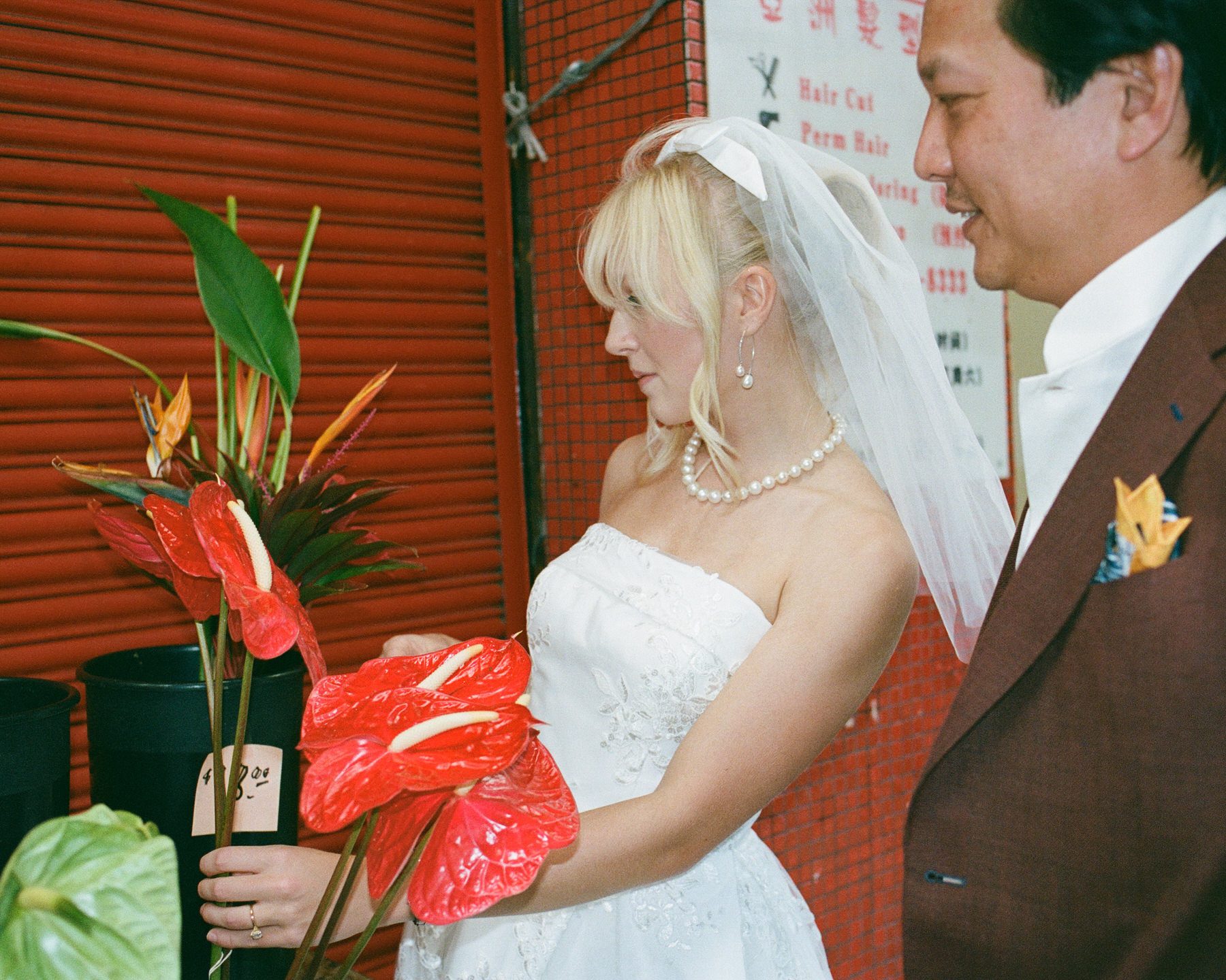 Hawaii anniversary photography ideas for couples