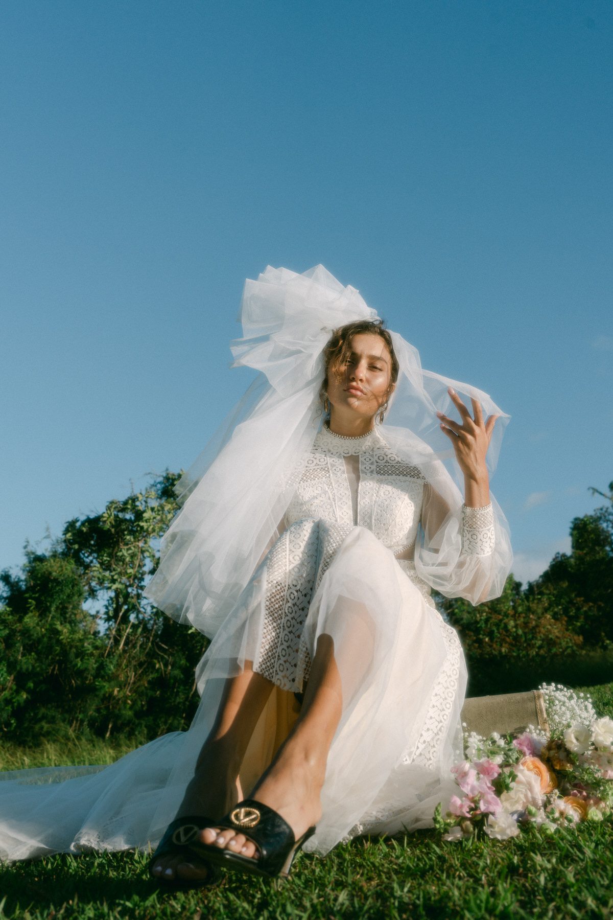 Dreamy Oahu bridal photography inspiration
