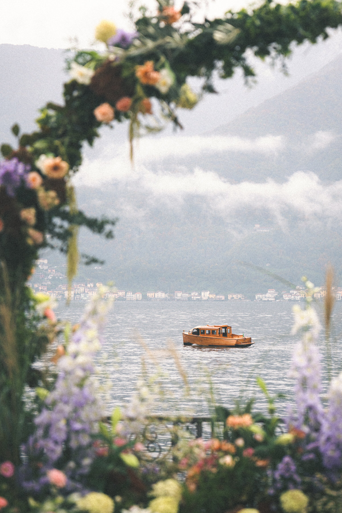 A boat in the water in Lake Como.